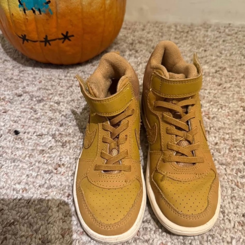 Nike Kids Brown High-Top Sneakers